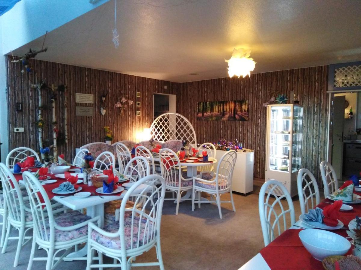 Landhaus Edelweiss Bed&Breakfast - Adults Only Neustadt am Rennsteig Exterior photo